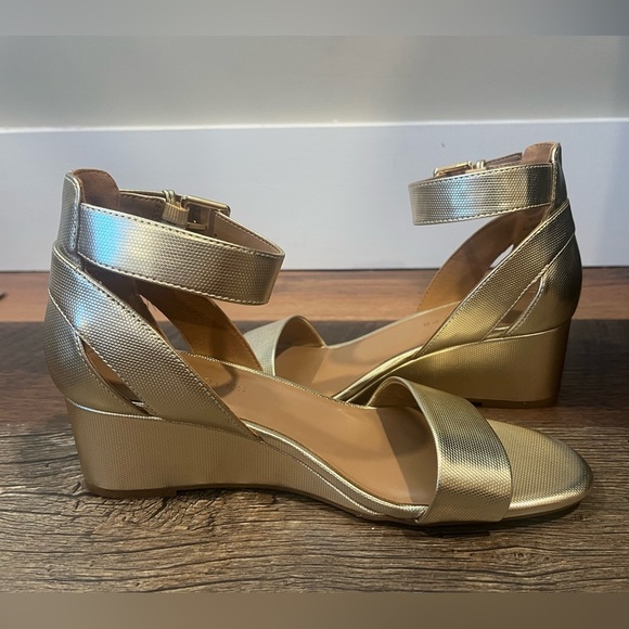 Aerosoles Women's Willowbrook Wedge Sandal; Size 7.5 - Picture 4 of 8